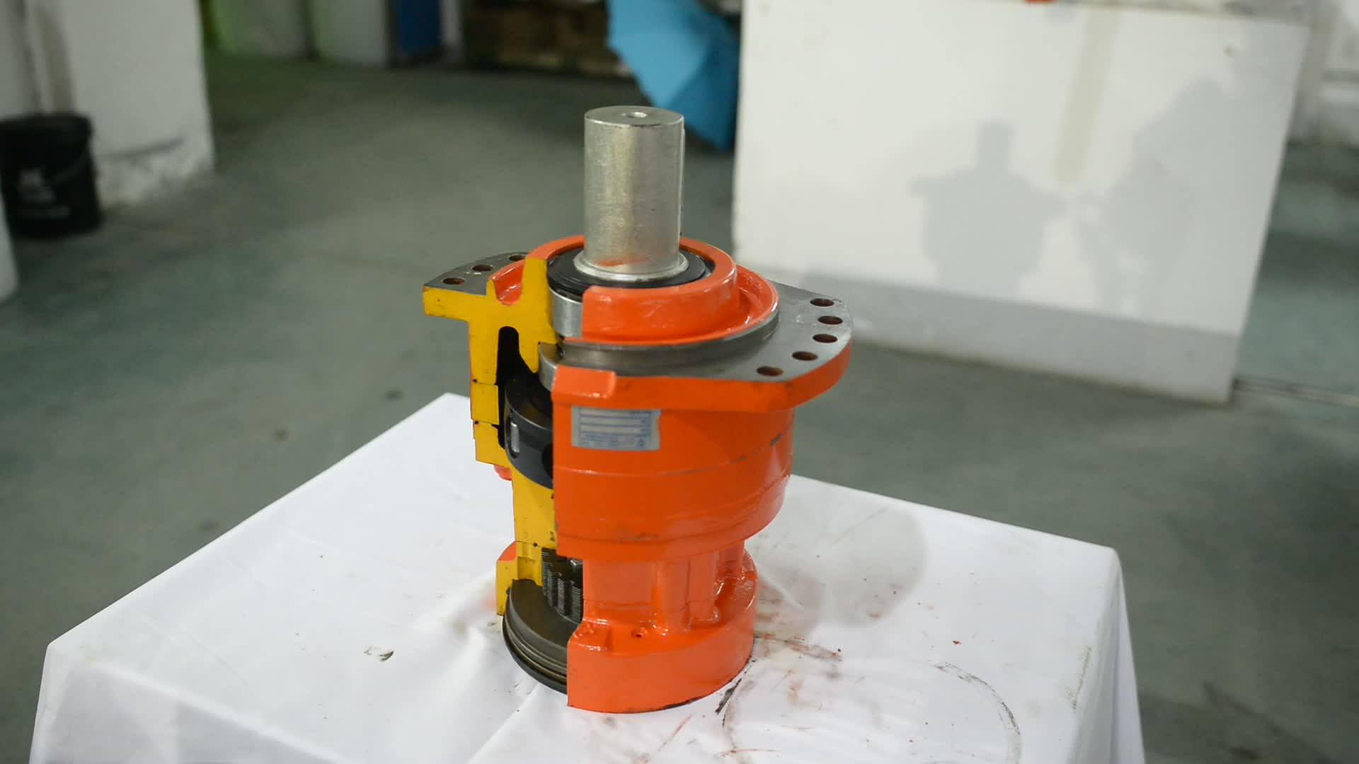 Poclain Ms05 Mse05 Low Speed High Torque Hydraulic Radial Piston Shaft