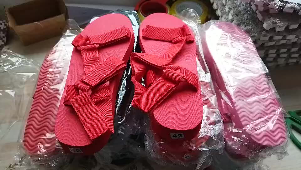 Women Summer Sandals 2022 Trendy Platform New Foam Sole Durable Flat Women Slides Sandals Ladies