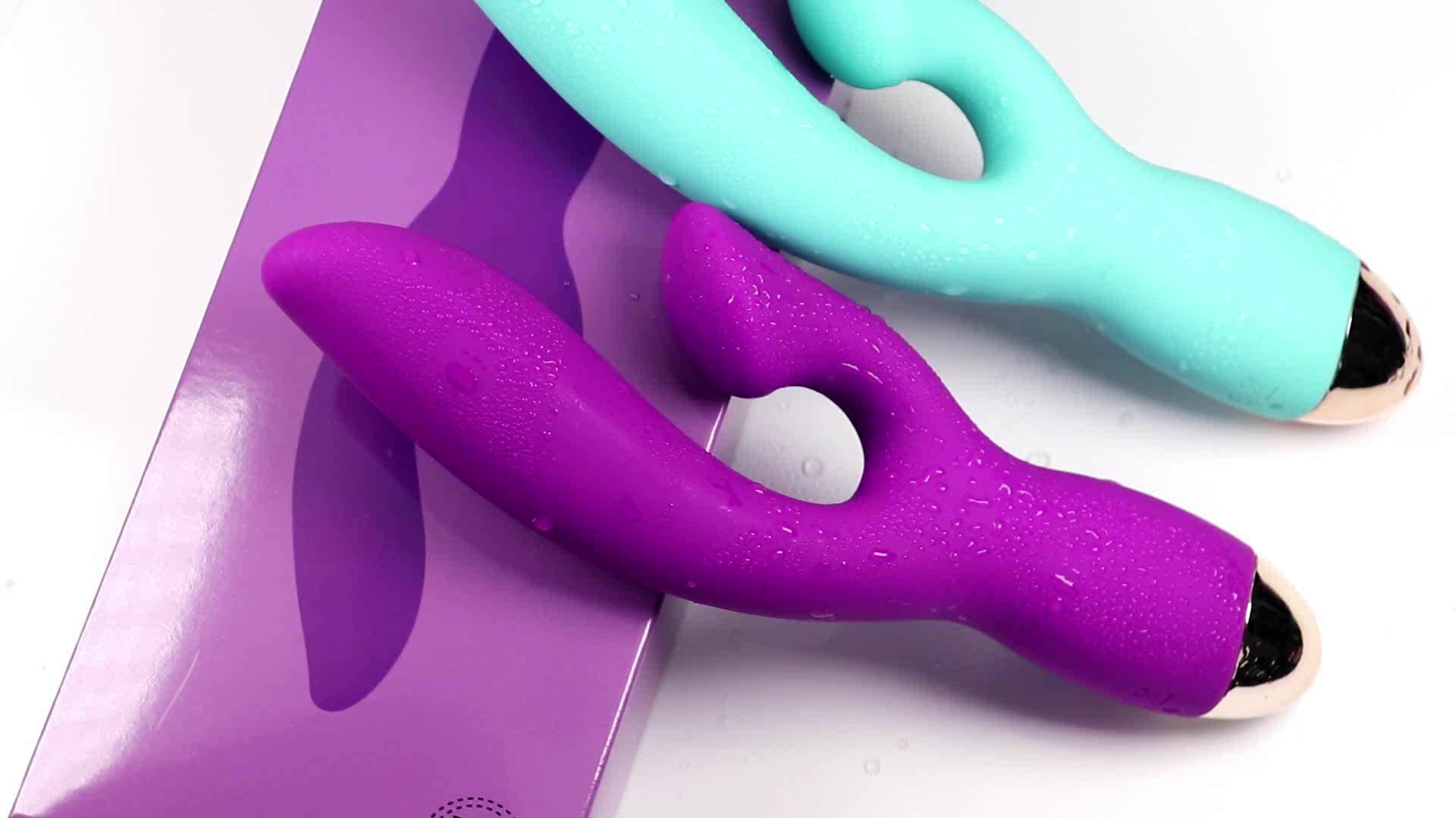 usage pictures vibrator Female P poppin on a handstand