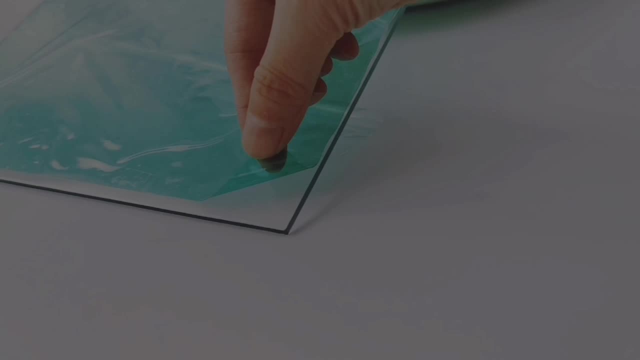 поликарбонат защитная пленка.