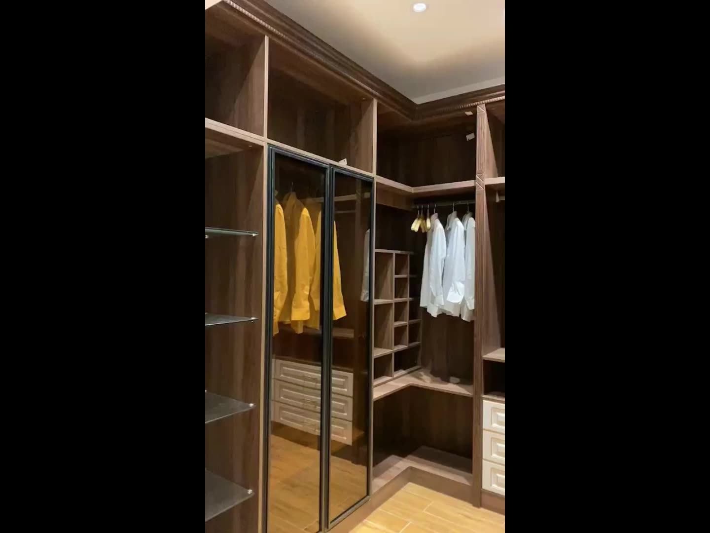Bedroom Furniture Wood Panel Wardrobe / Wood Panel Closet With Big