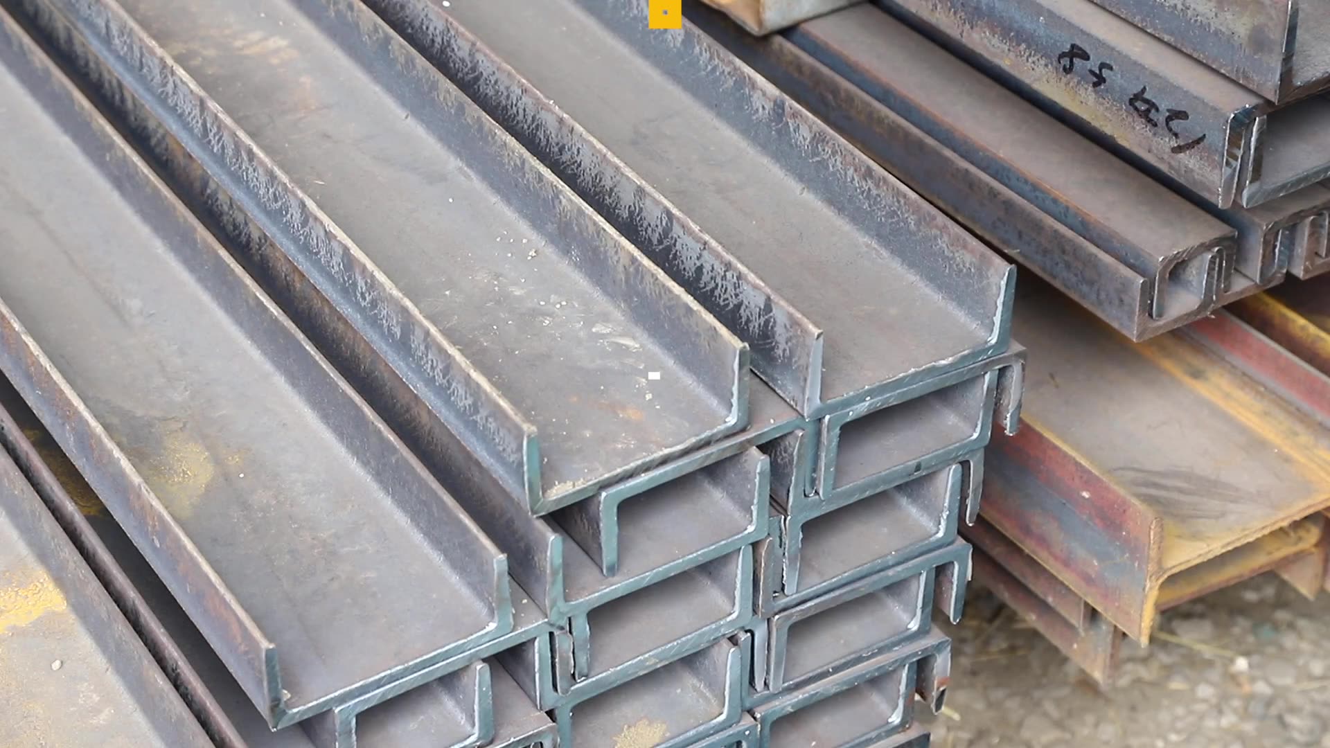 Prime quality different types of shape c8 x 11 5 u channel steel price