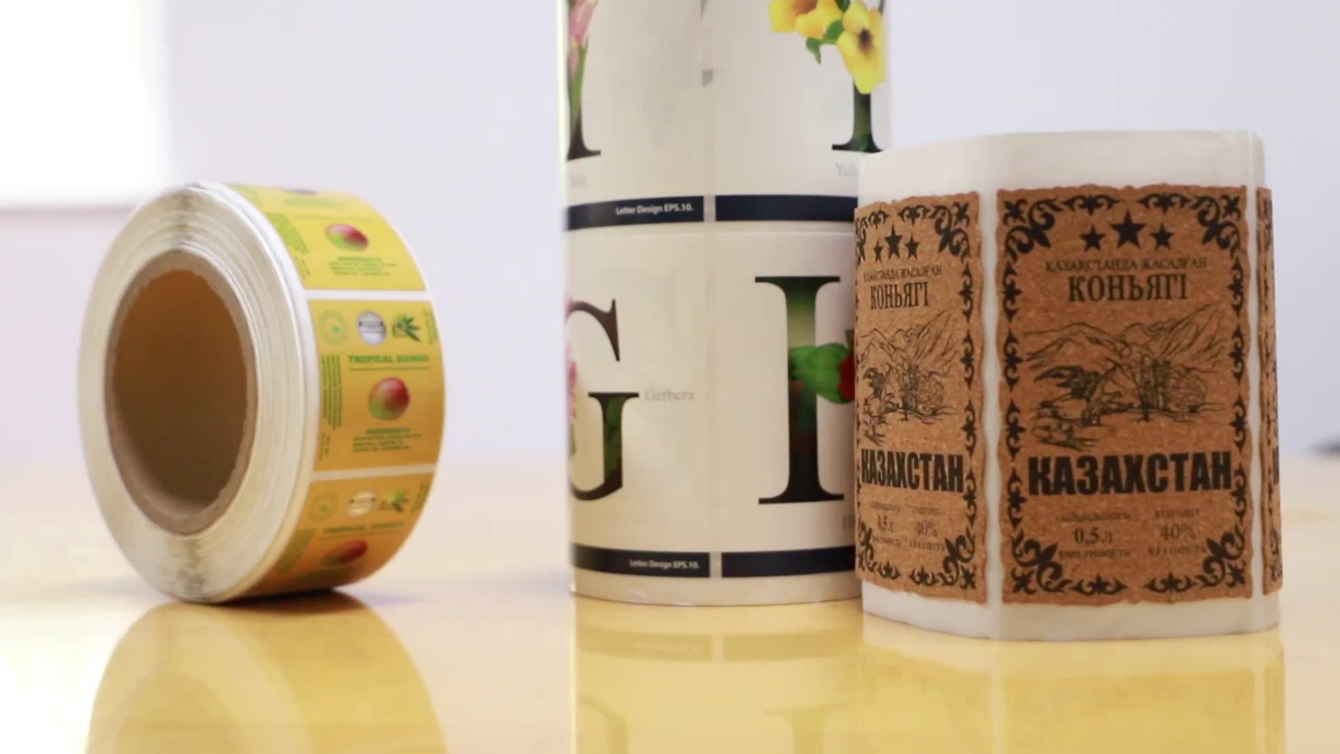 Custom Adhesive Professional Wine Label Gold Foil Bottle Sticker