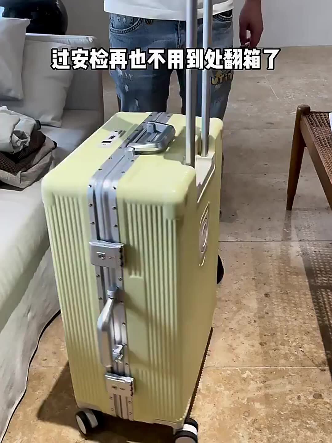 Wholesale Multifunctional Luggage With Usb Charging And Cup Holder