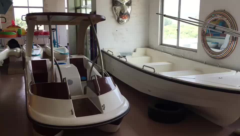 (m076) Fiberglass Pedal Boat 4 People Adult Pedal Boat Electric Boat
