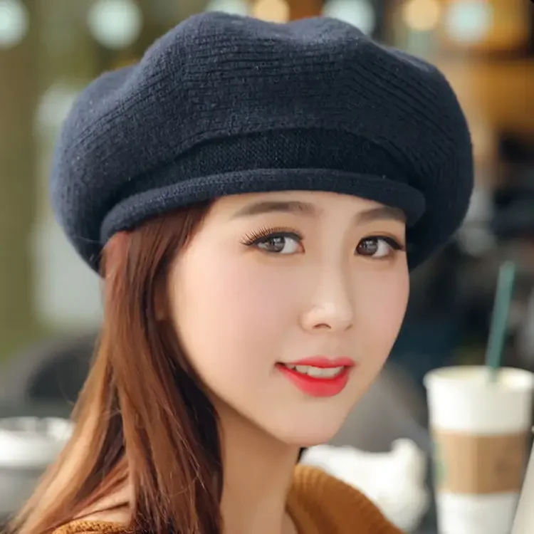 Demi-season fashionable woolen beret