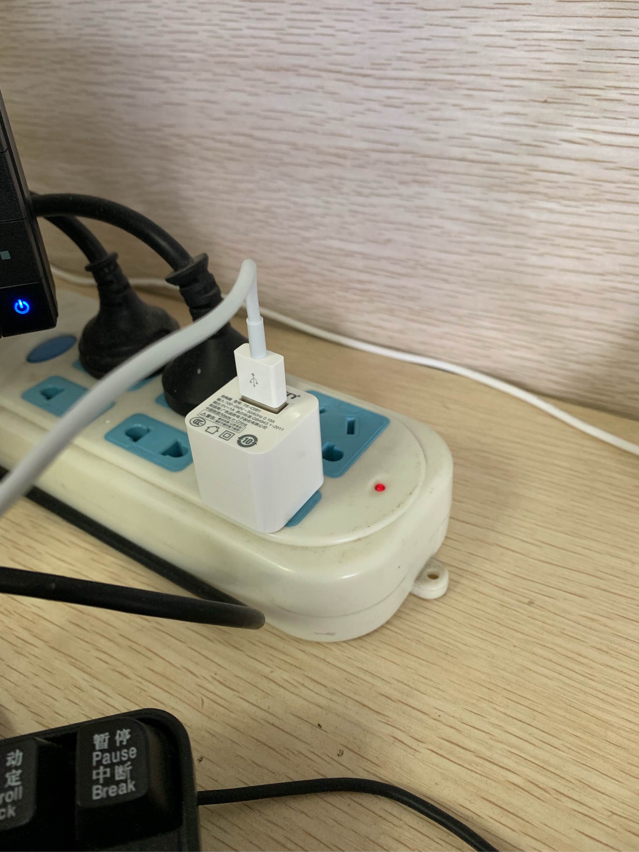 苹果MFI认证正品数据线好用吗？怎么样？多少钱，使用效果揭秘_搜券