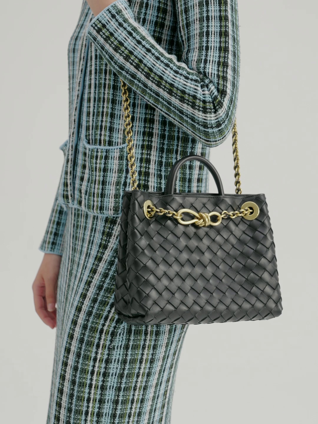 精致控必入。定金家品女士小号NDIMO链条包包、优雅与实用并存✨