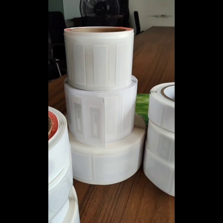 0.55元一个的RFID标签、居然可以够以刷出“未来感”？