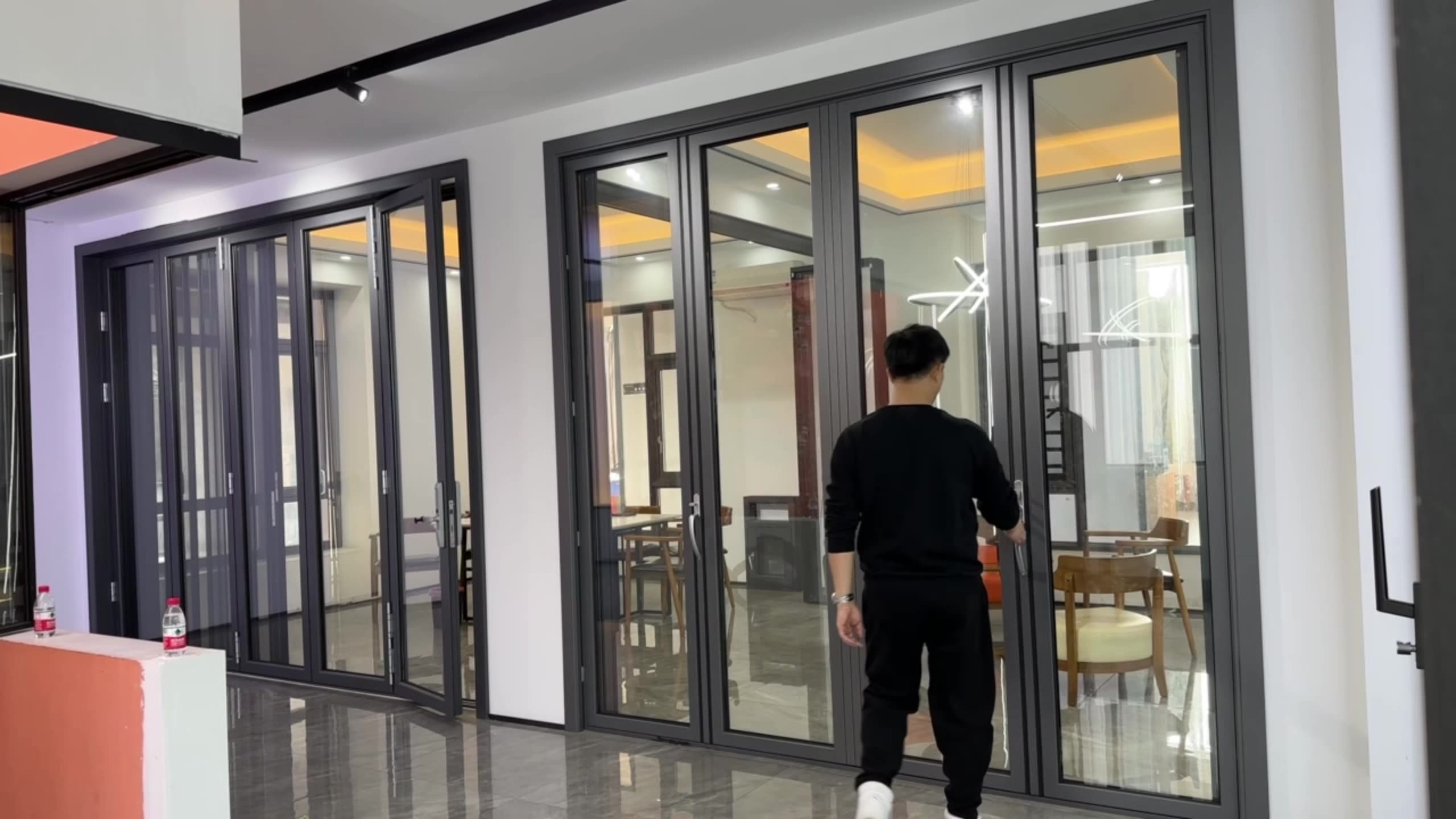 Canada Standard Impact Proof Thermal Break Glass Bifold Doors Aluminum