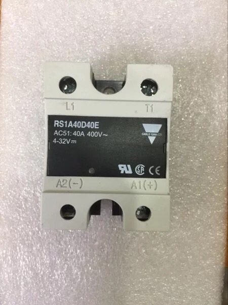 Brand new Swiss canon CARLO GAVAZZI solid state relay RM1A48D100 RM1A60D100