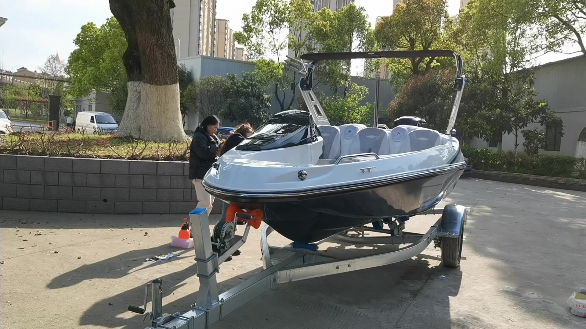 Electric pleasure Boat Ecoboat Relax