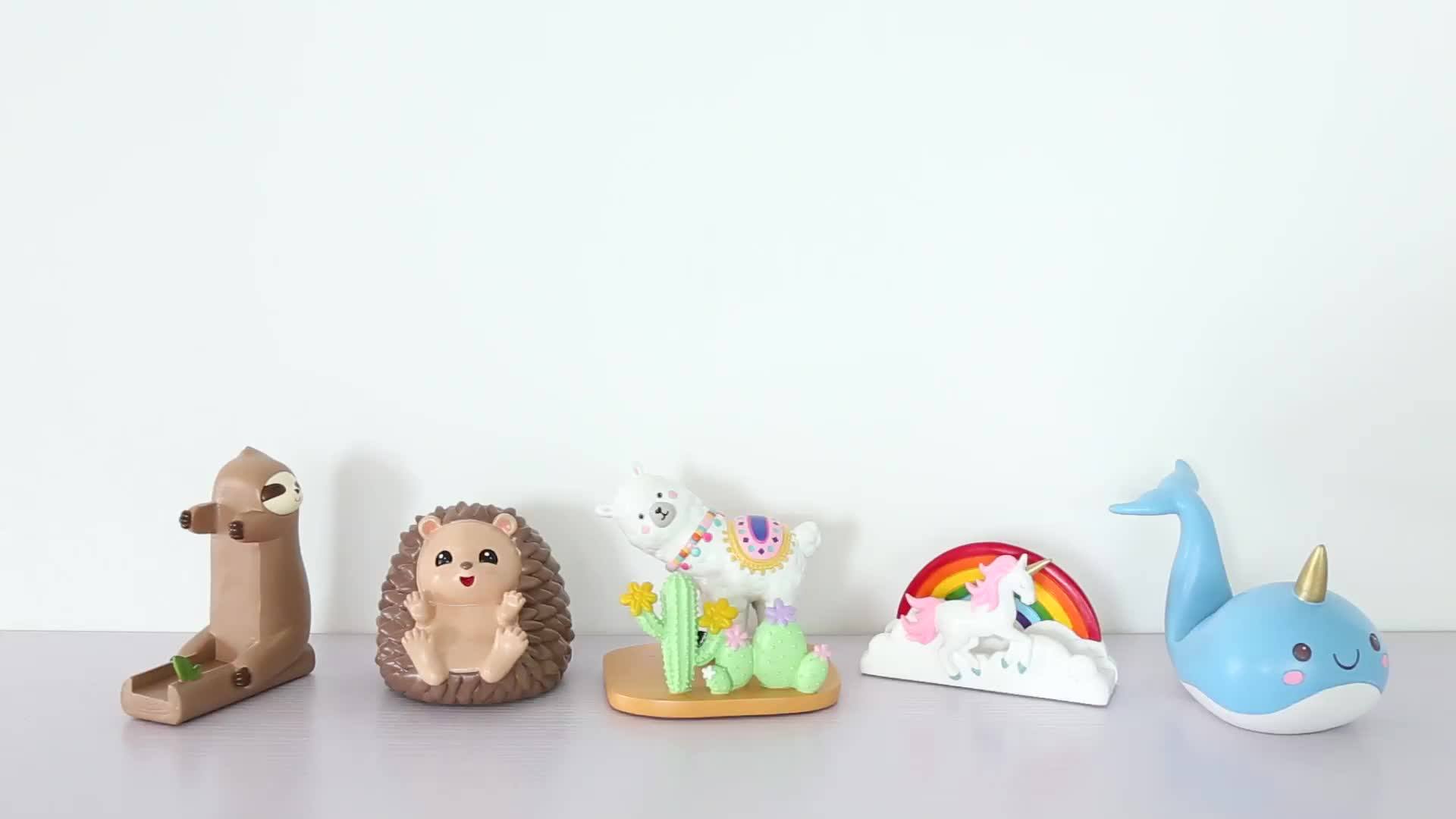 Polyresin Garden Wooden Forest Tree Face Tree Hugger Decor With Bird Feeder Buy Resin Bird