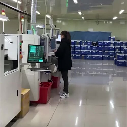 Vintage wooden alarm clock LED silent electronic clock Creative bed clock Living room clock decoration luminous clock alarm clock