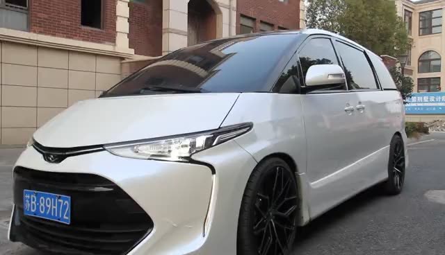 Тойота Toyota previa Estima 2016