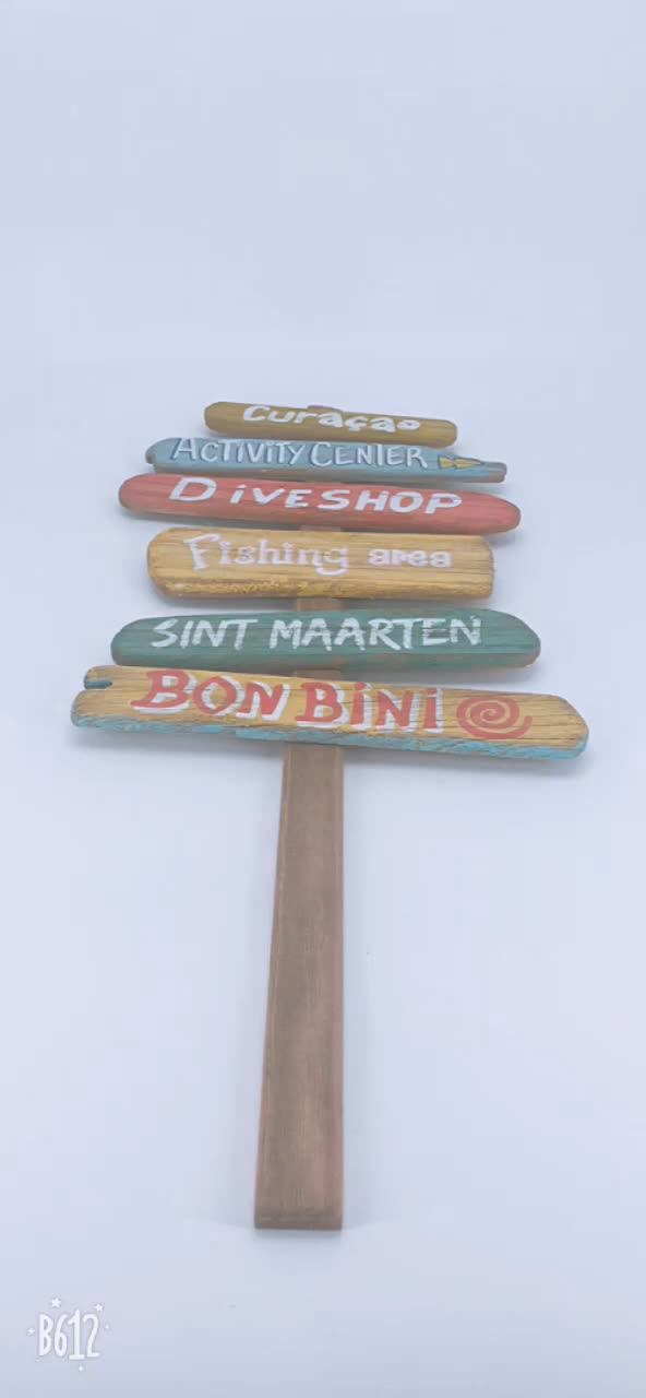 Wholesale Vintage Wall Hanging Wooden Decor Road Traffic