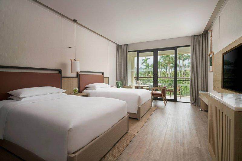 Deluxe Twin Room at Sanya Marriott Yalong Bay Resort