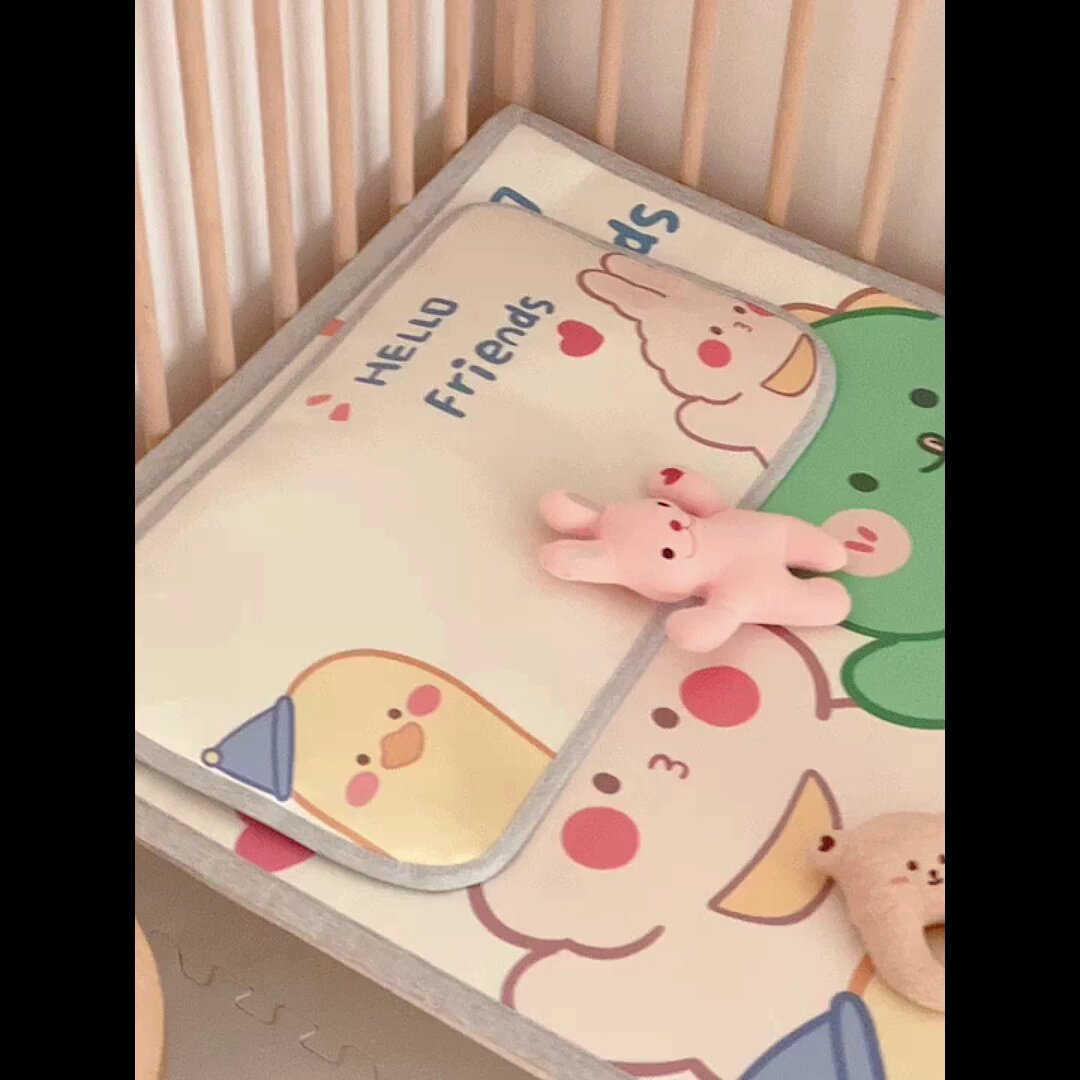 婴儿凉席夏季使用百科：冰丝材质透气不闷汗