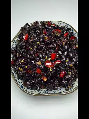 Farmhouse homemade hand-chopped pepper popping pepper bean sauce chili sauce spicy bean sauce steamed bean drum 400g