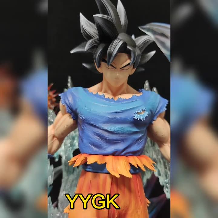 Customized Life Size Goku Fiberglass Japanese Anime Resin Dragon Ball