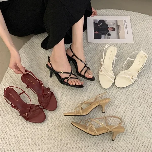 Summer belt, sandals with a strap, 2025 years, simple and elegant design, thin strap