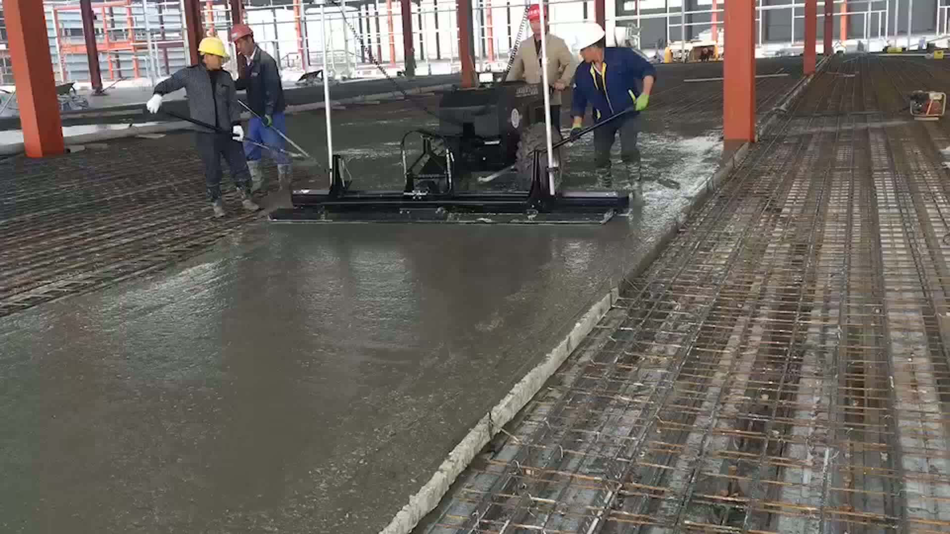 Operation Vibrator Concrete Floor Leveling Vibratory Laser Screed