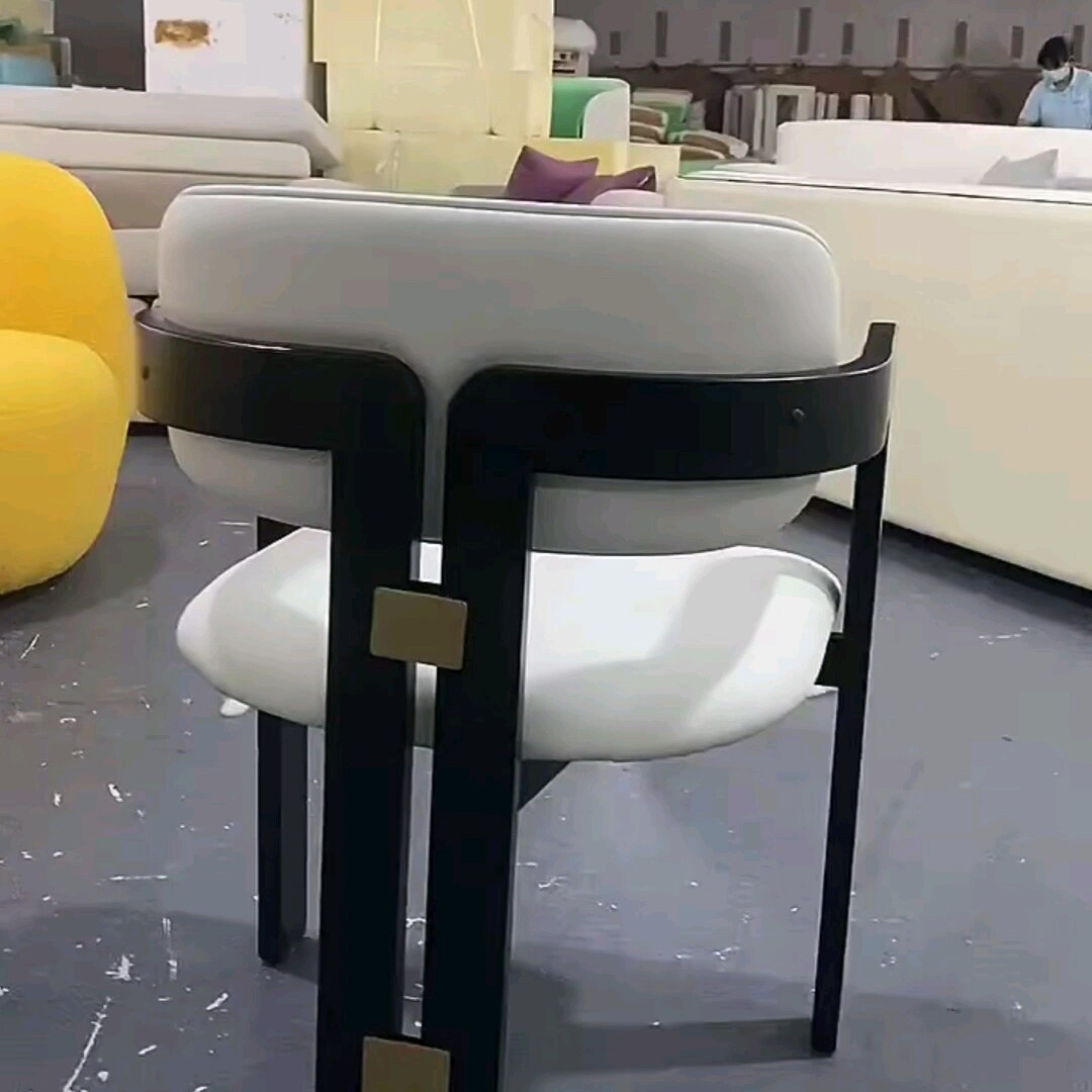 European Design Luxury Gold Lion Knocker Dining Chair Genuine Leather