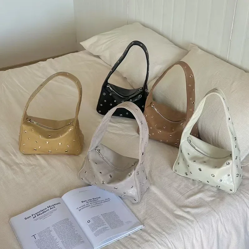 Niche Design Tote Bag 2025 Korean New European and American Fashion Stylish Rivet Personalized Shoulder Underarm Bag