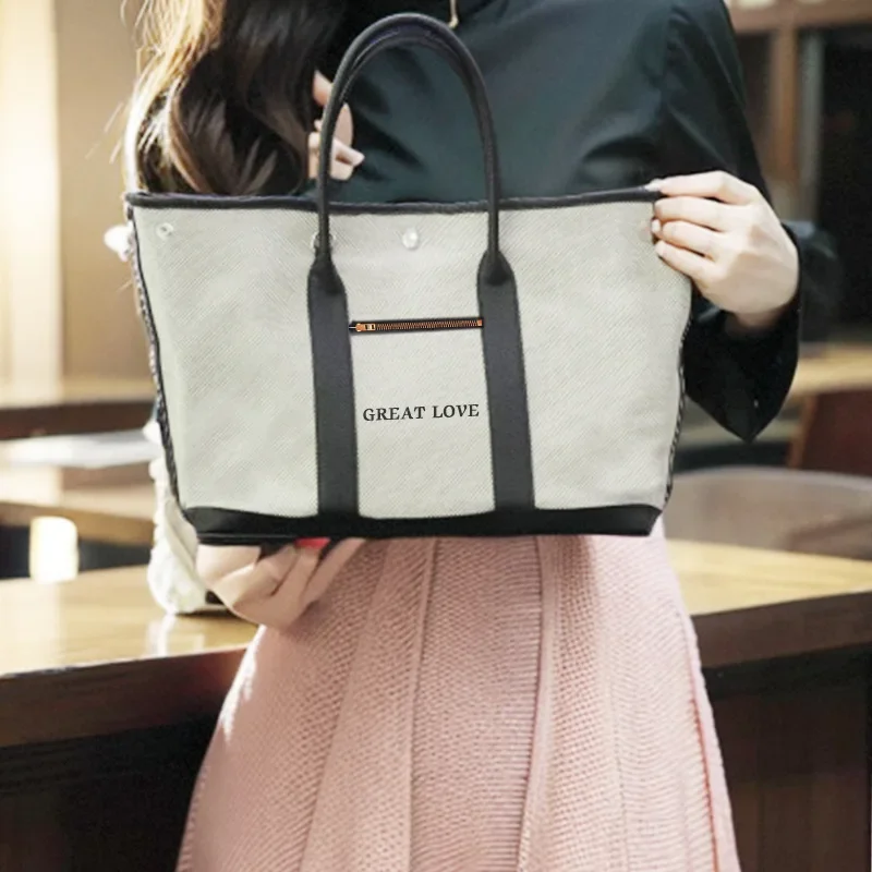 Summer capacious retro one-shoulder bag