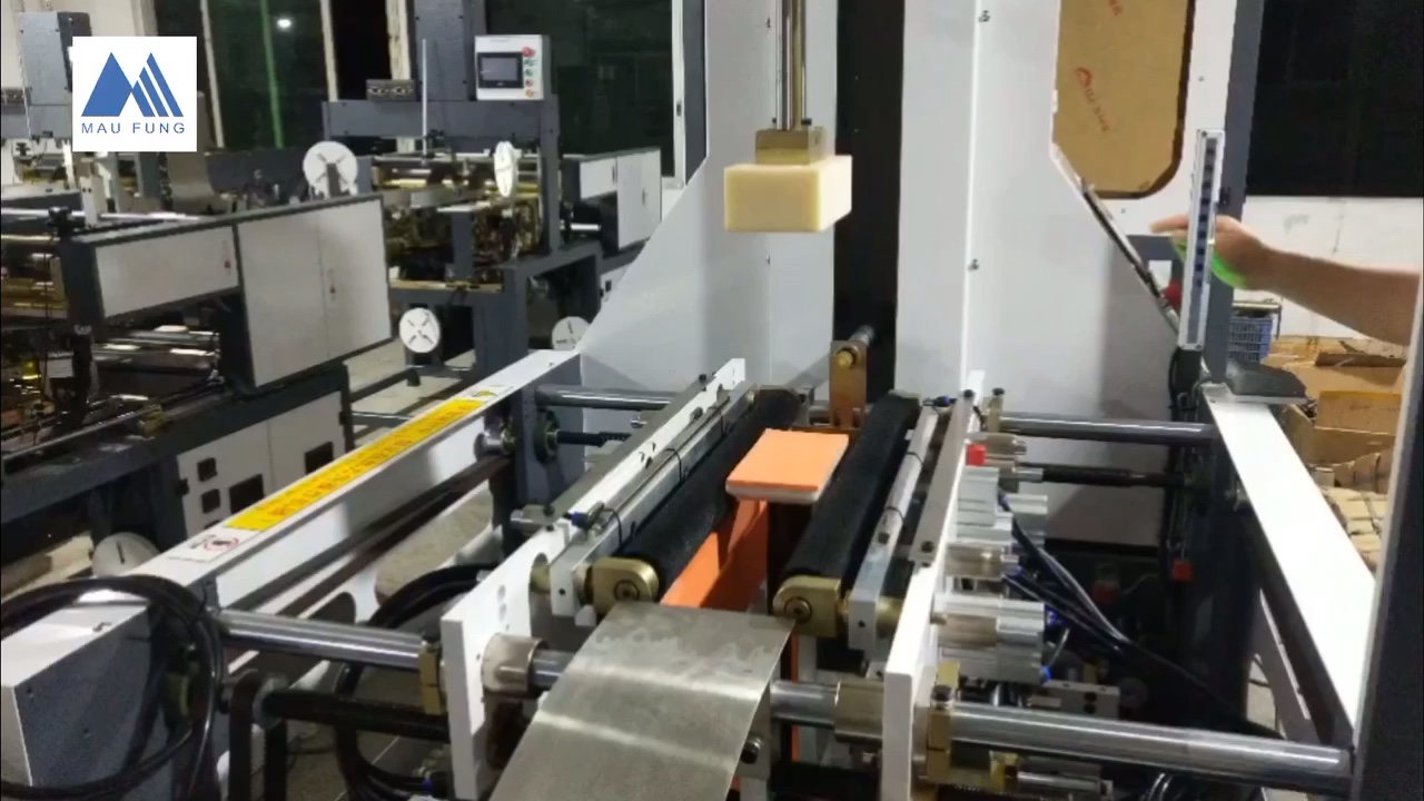 Gift Box Making Machine / MAUFUNG MF540A Automatic Rigid Box Forming
