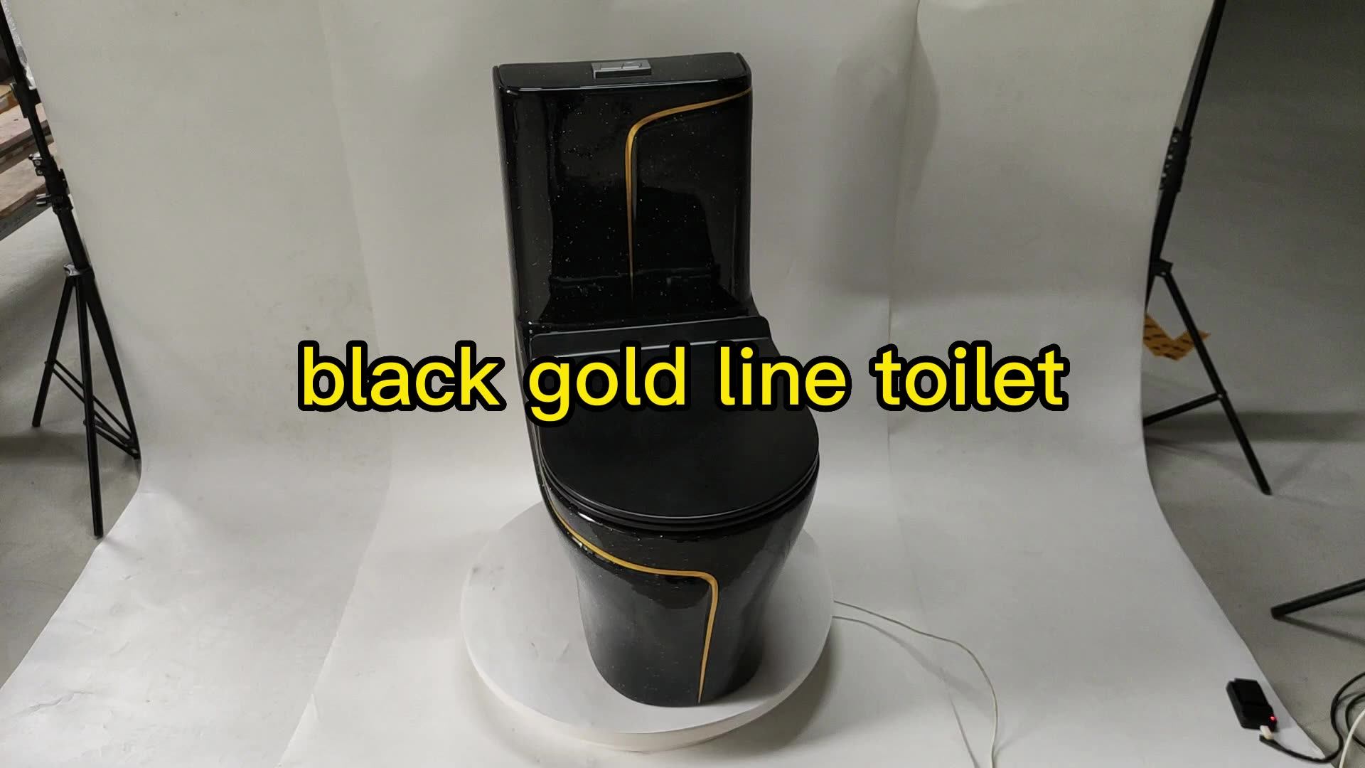 Modern Bathroom Pedestal Sink And Black Gold Color Toilets Bowl Ceramic
