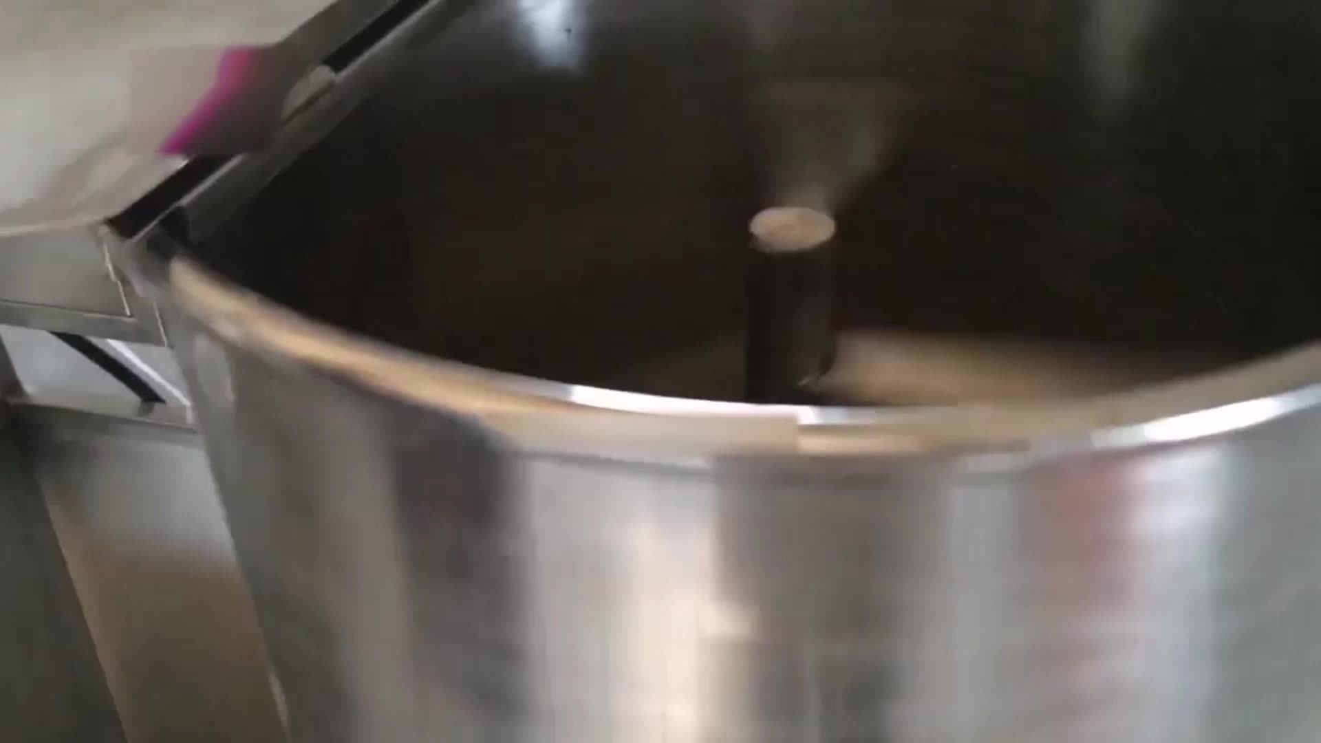 Large Scale Jaggery Making Machine Cube Sugar Press Wrapping Production