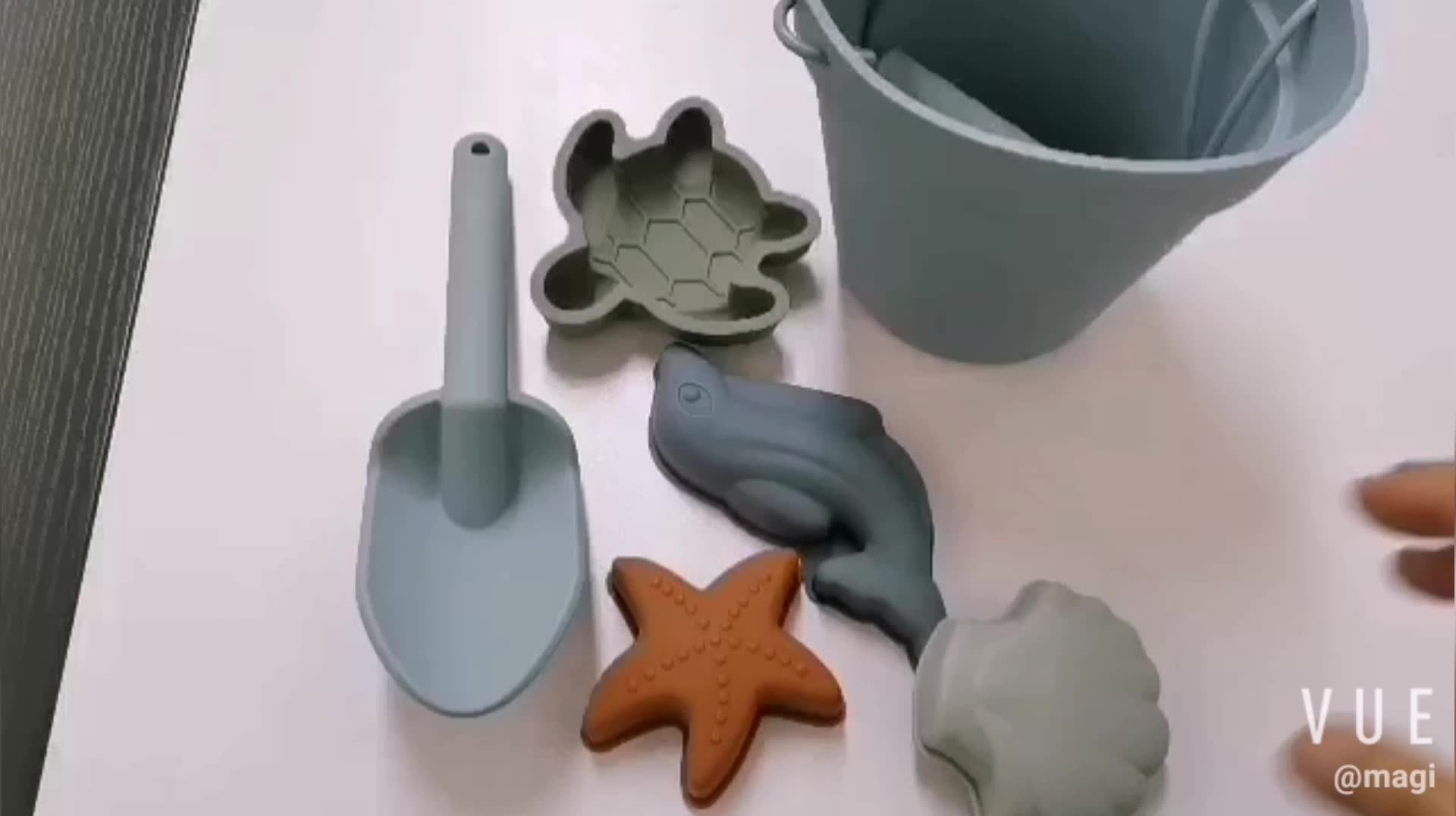 New Hot Sale Amazon Silicone Beach Toys Sand Toys Bucket Silicone Spade