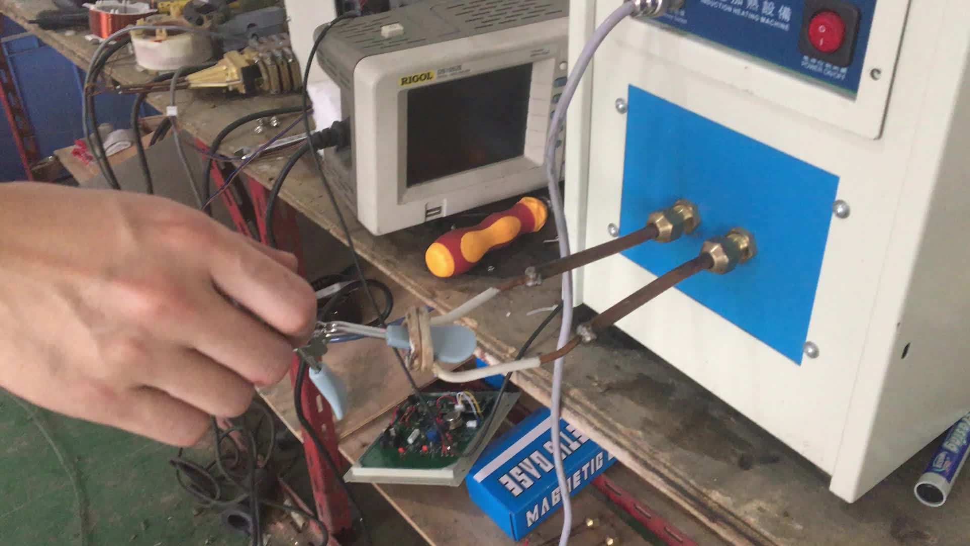 5kw高周波誘導加熱溶接0brazing0ポータブル可動誘導溶接コイル付きはんだ付け機 - Buy 高周波誘導溶接、高周波誘導ろう、高周波誘導 ...