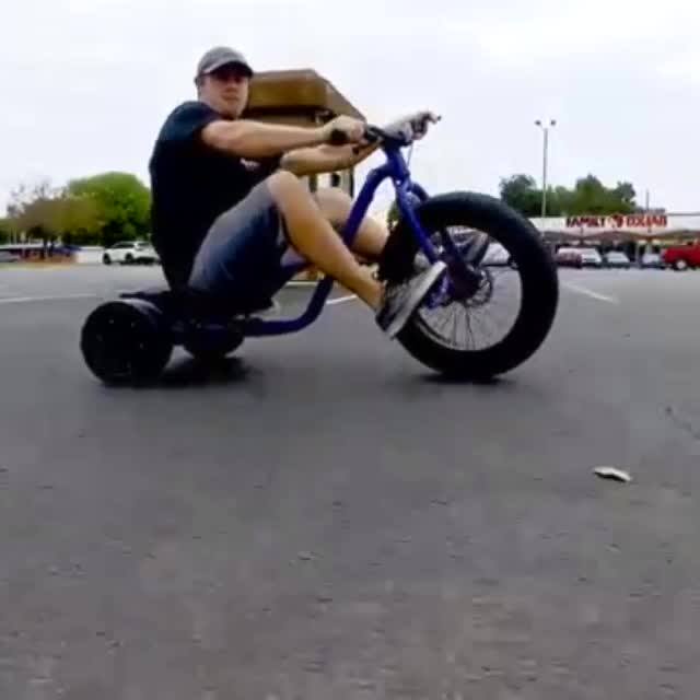 2019年最新モデル 大人向け3輪電動ドリフトトライク CE認証付き