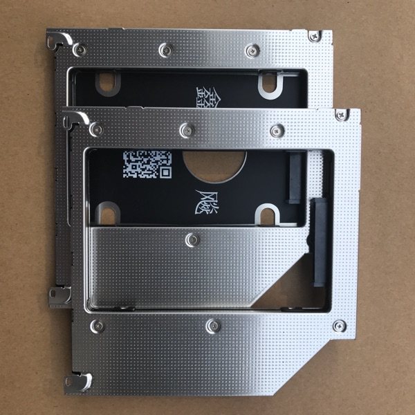 Application of the Apple macbookpro CD driver bits harddisc detrusters