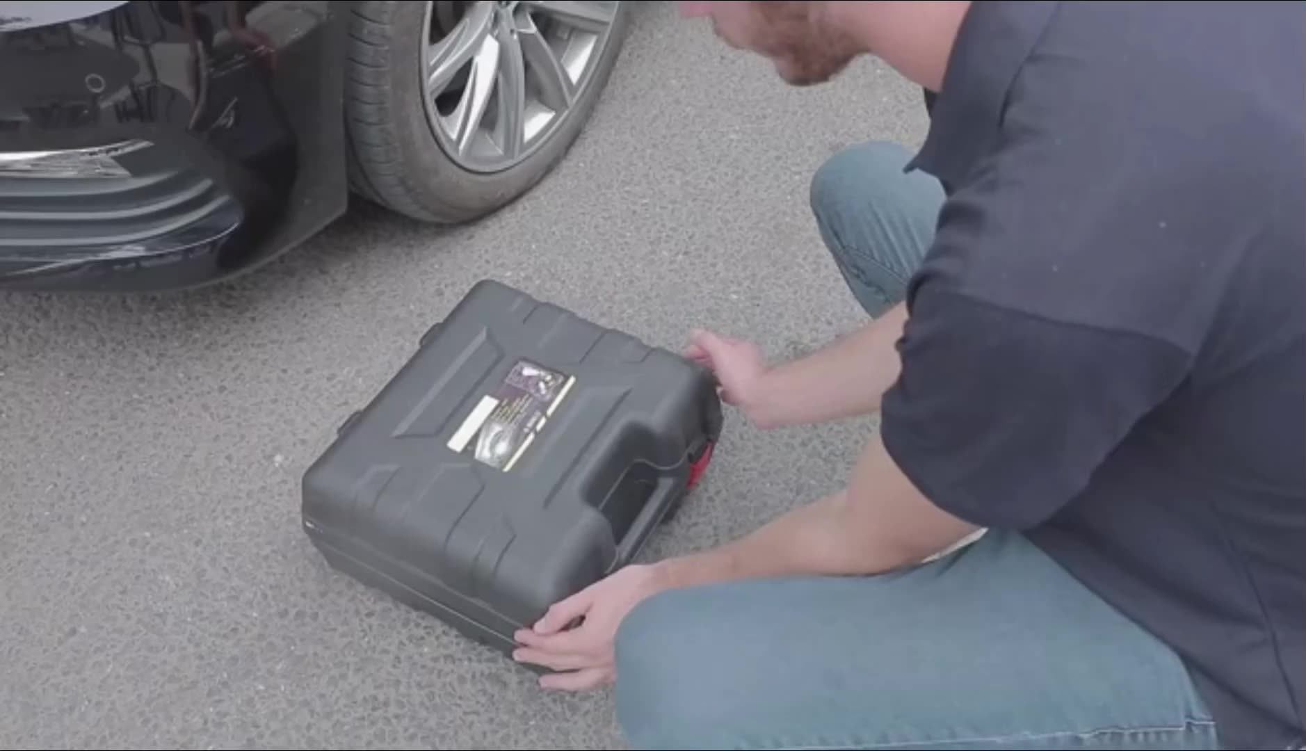 Multifunctional Electric Car Jack With Compressor And Electric Wrench