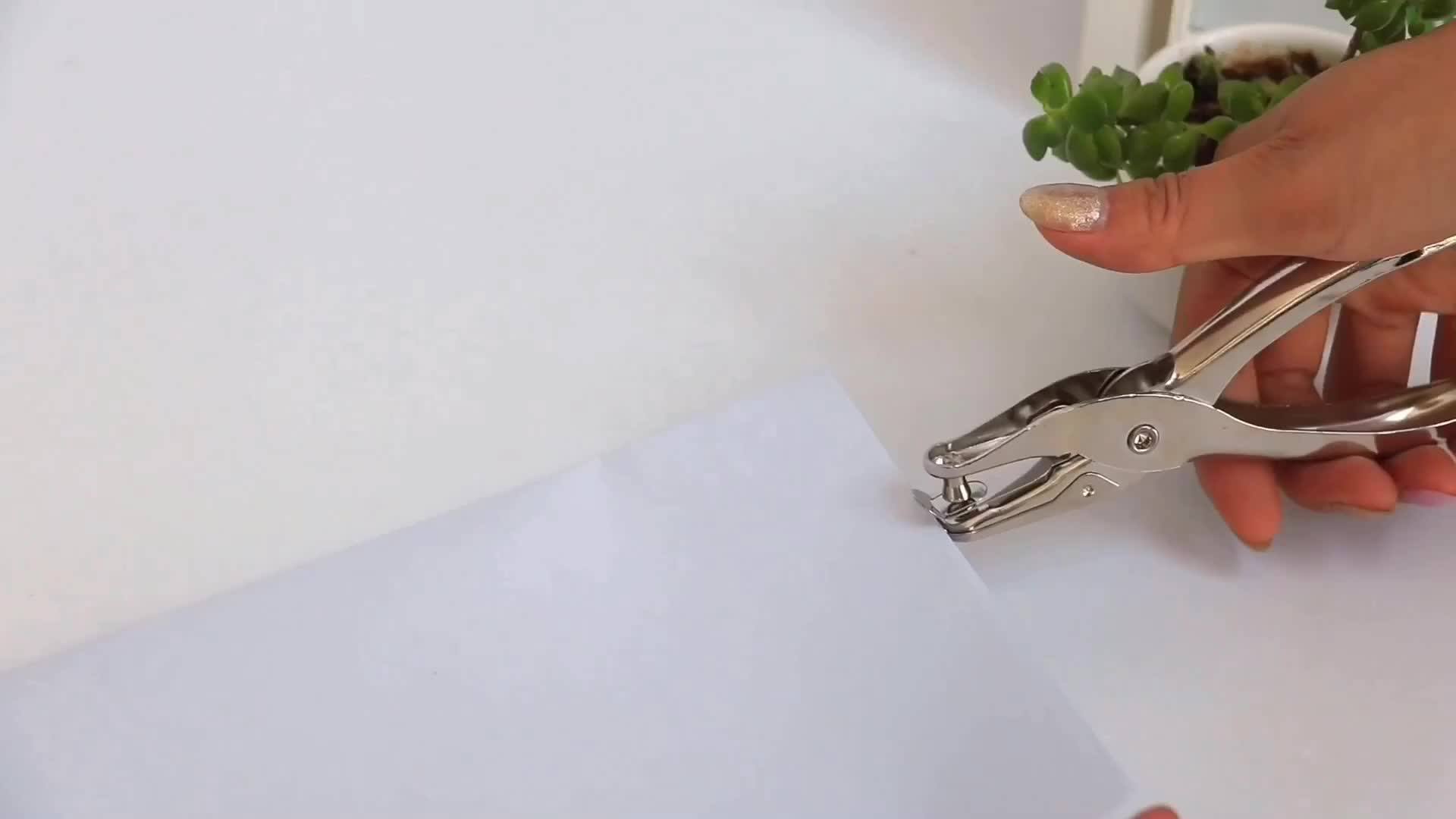 Custom Made Hand Held Paper 3 Hole Punch Shapes Paper Hole Punch For