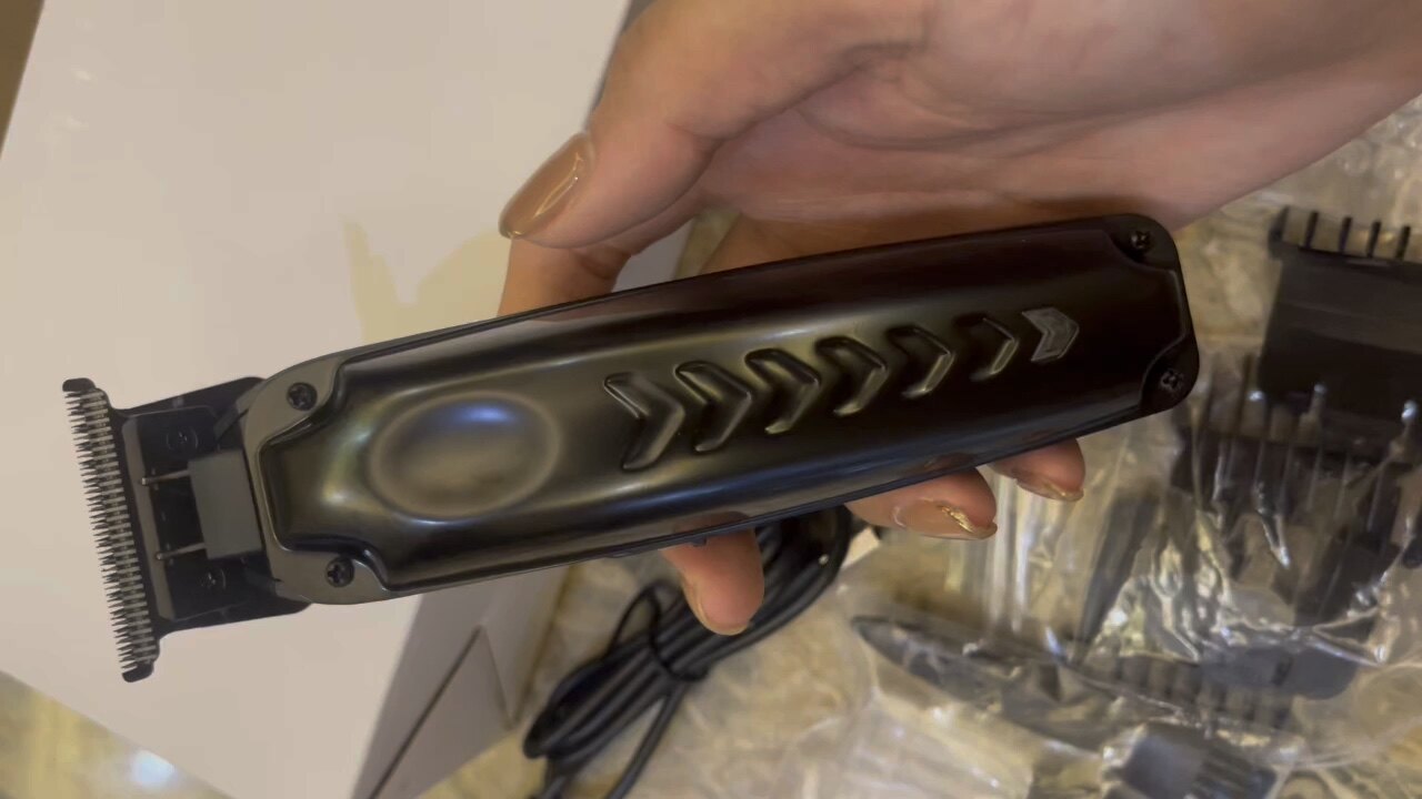 Oem Factory Price High Quality Brushless 7000prm Usb Wireless Hair