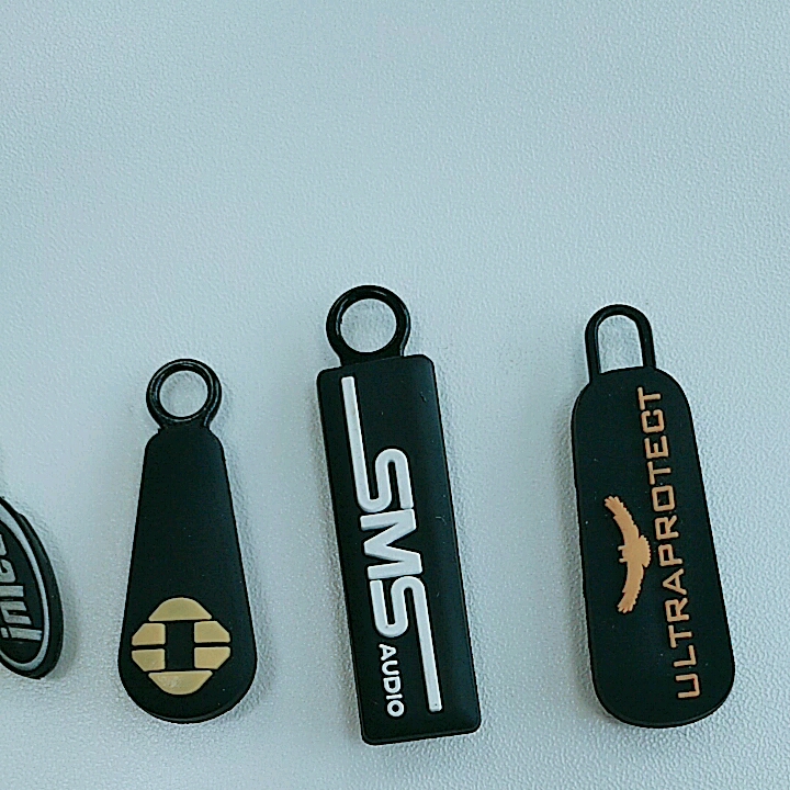 High Quality Customized Rope Zipper Puller Custom Logo Pvc Rope Zipper