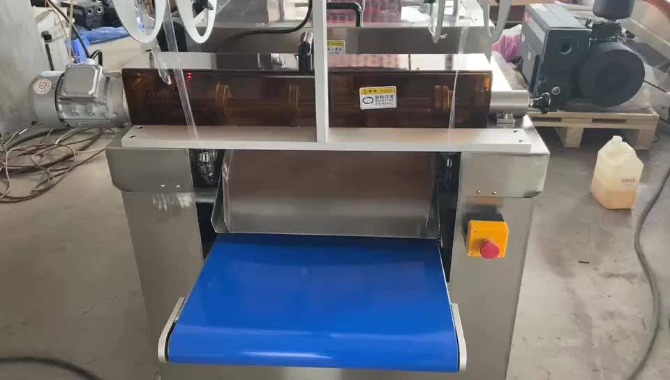 Automatic Thermoforming Continuous Stretch Film Vacuum Packaging