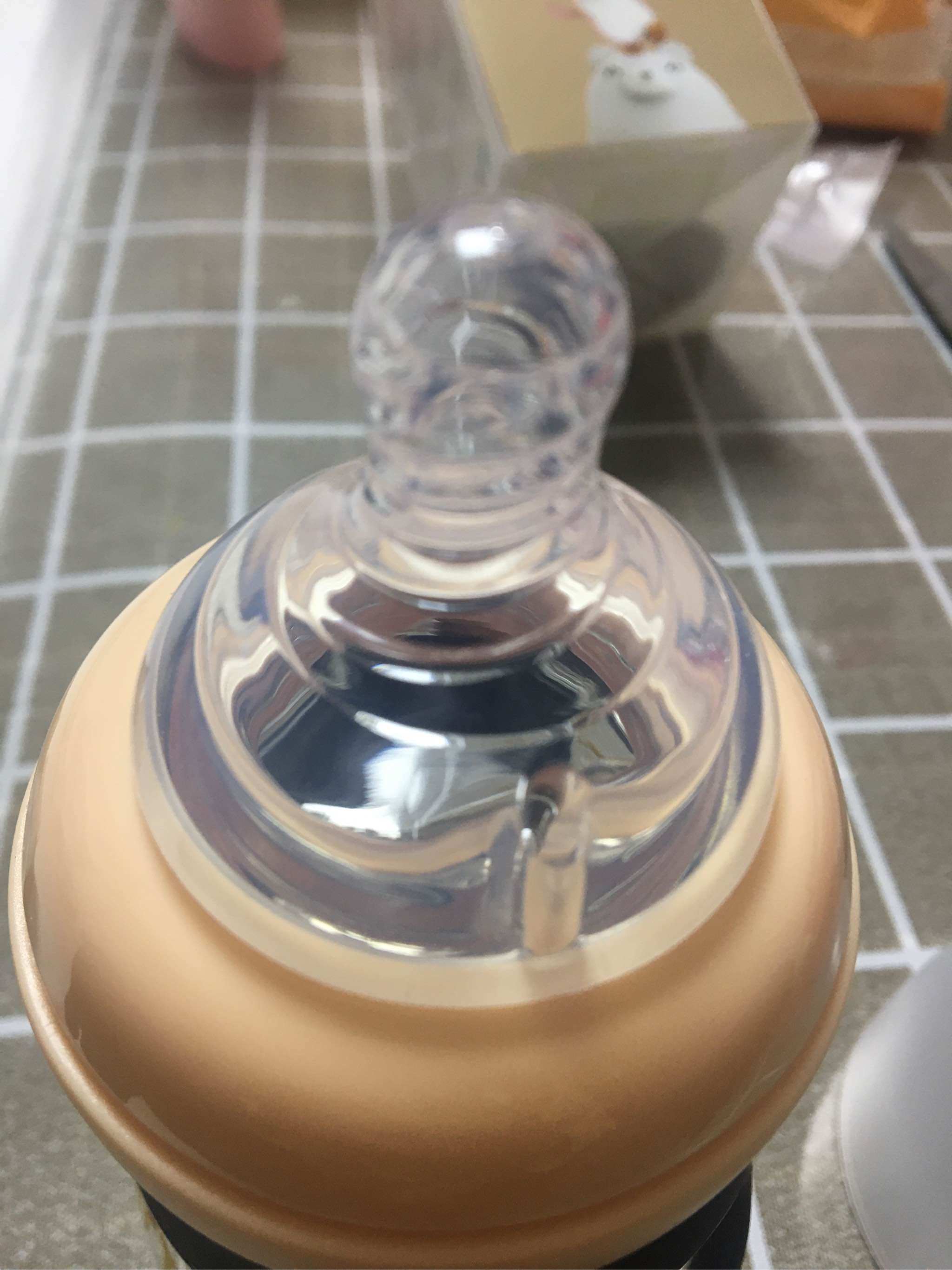 新生儿专用小奶瓶怎么样？质量如何，安全吗，真实使用感受_搜券