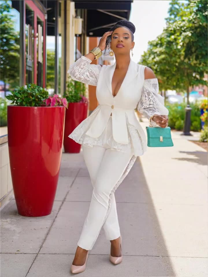 Off Shoulder Patchwork Lace Blazer Suit 