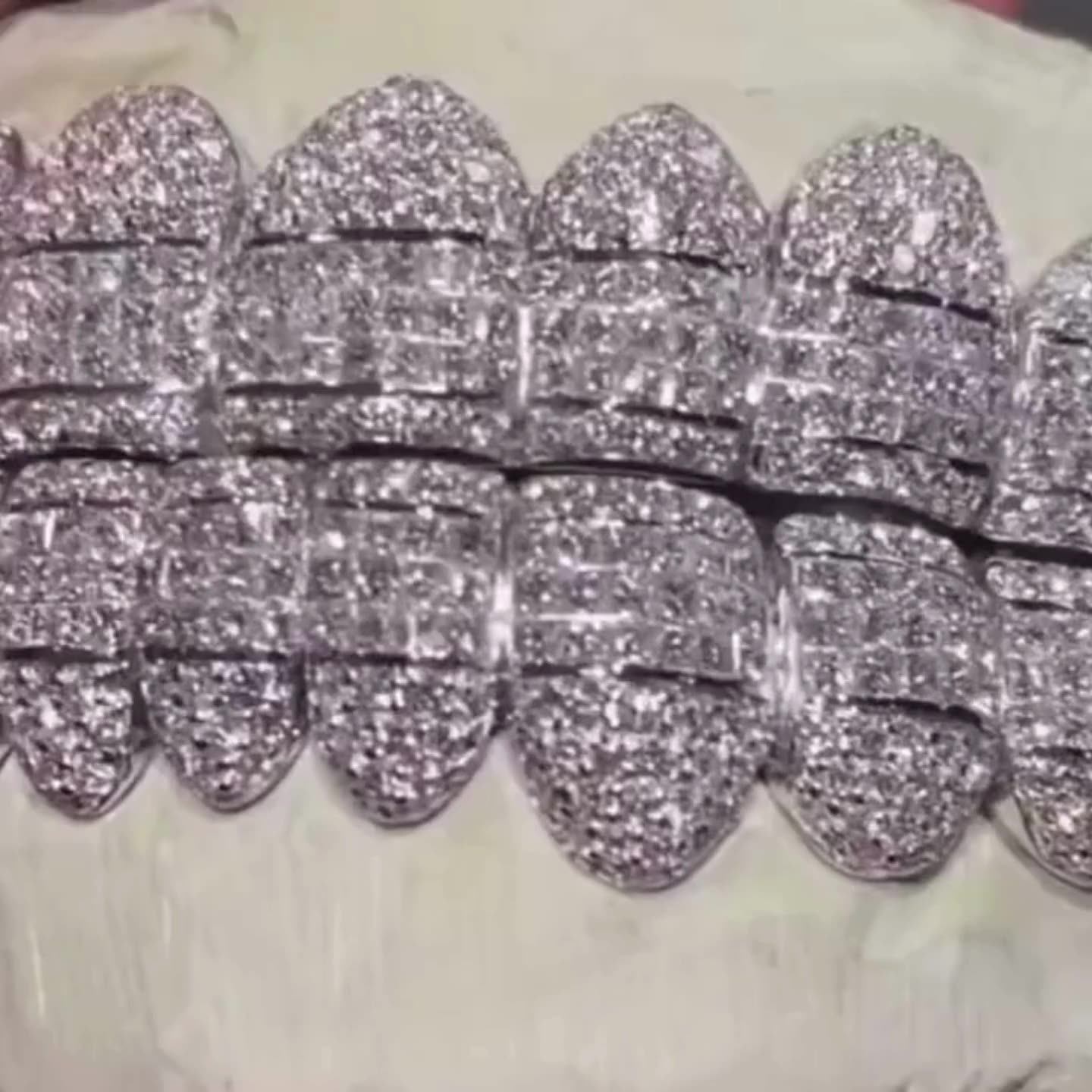 Hip Hop Custom 925 Silver Teeth Grillz Iced Out Moissanite Diamond