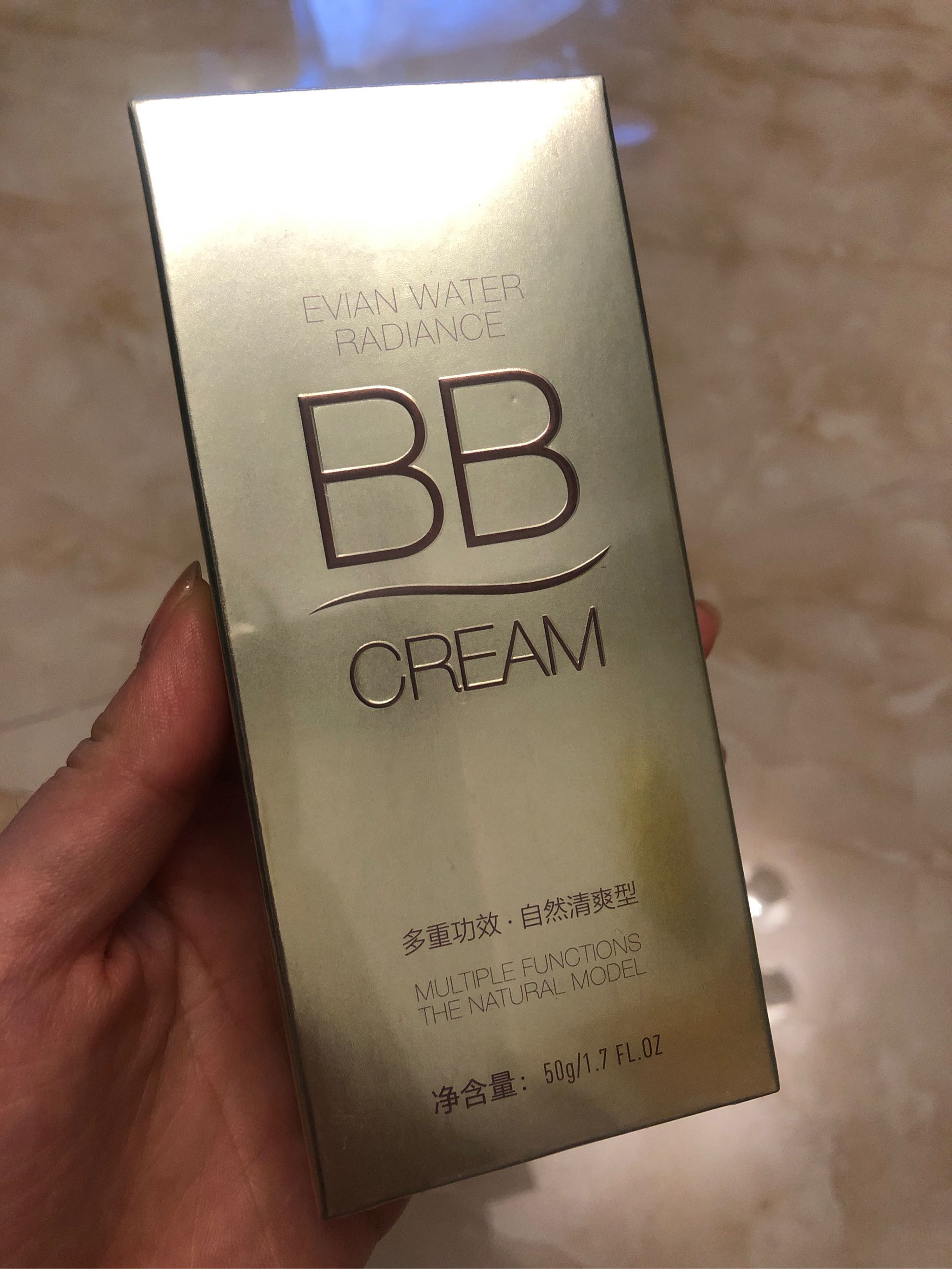 孕妇BB霜遮瑕防晒孕妇专用为什么贵值得买吗？使用一个月后上手体验