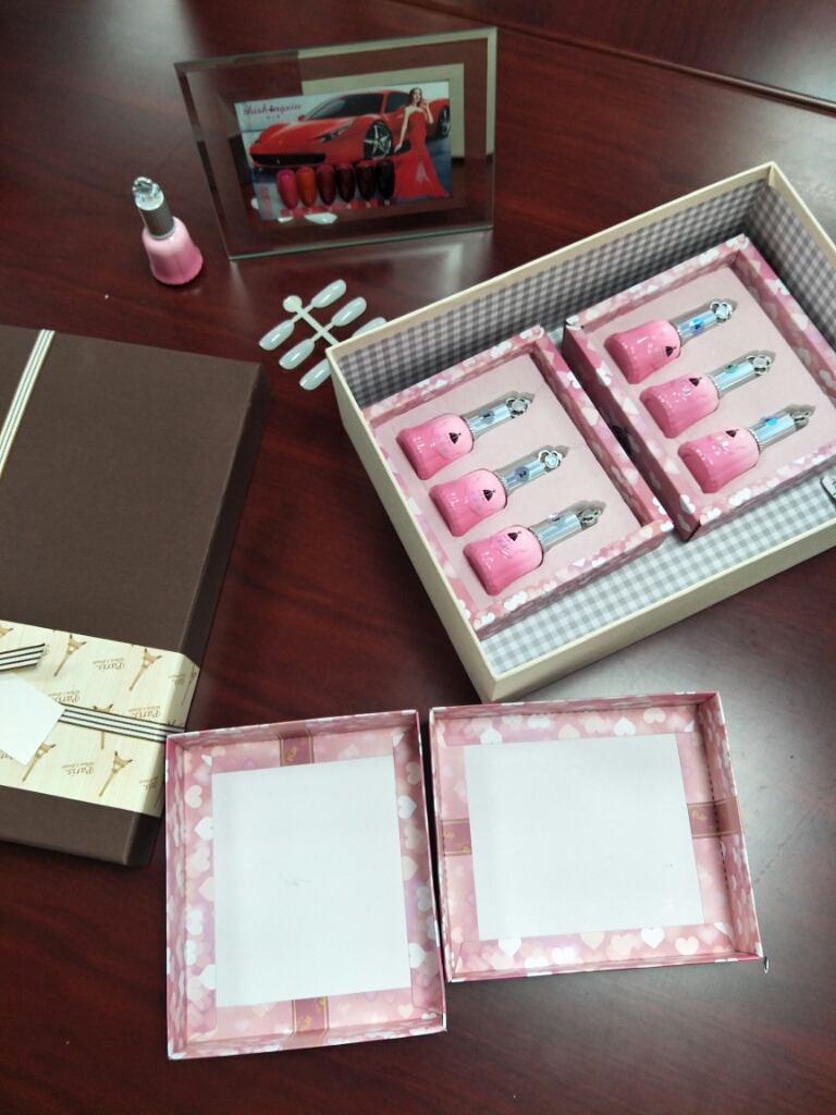 指上秀钛金红6色甲油胶怎么样是什么级别的，轻奢级产品使用一个月感受,第3张