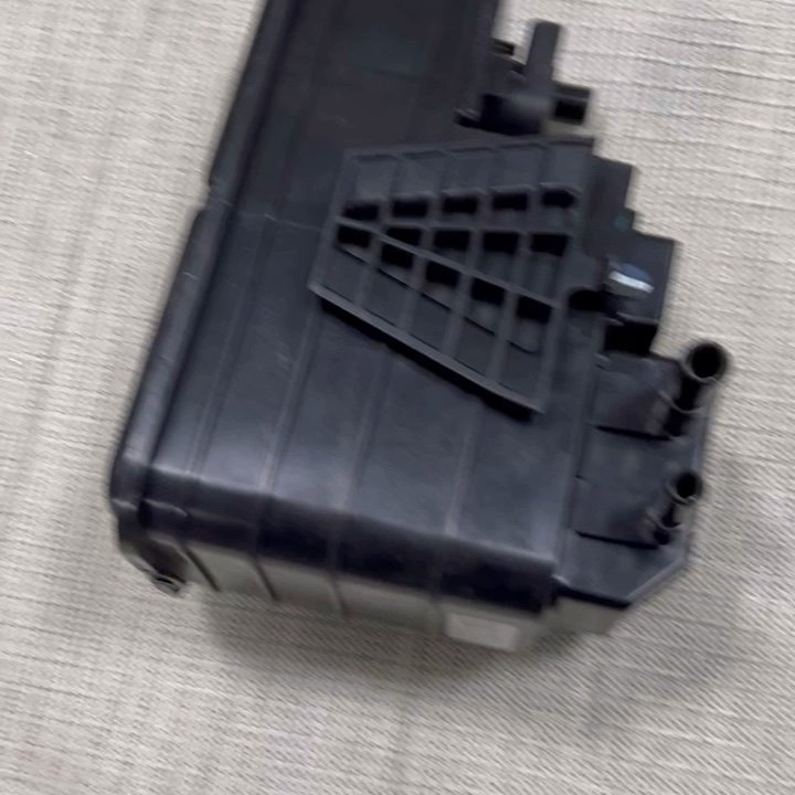 Auto Parts Evaporative Emission Carbon Canister/fuel Tank Carbon