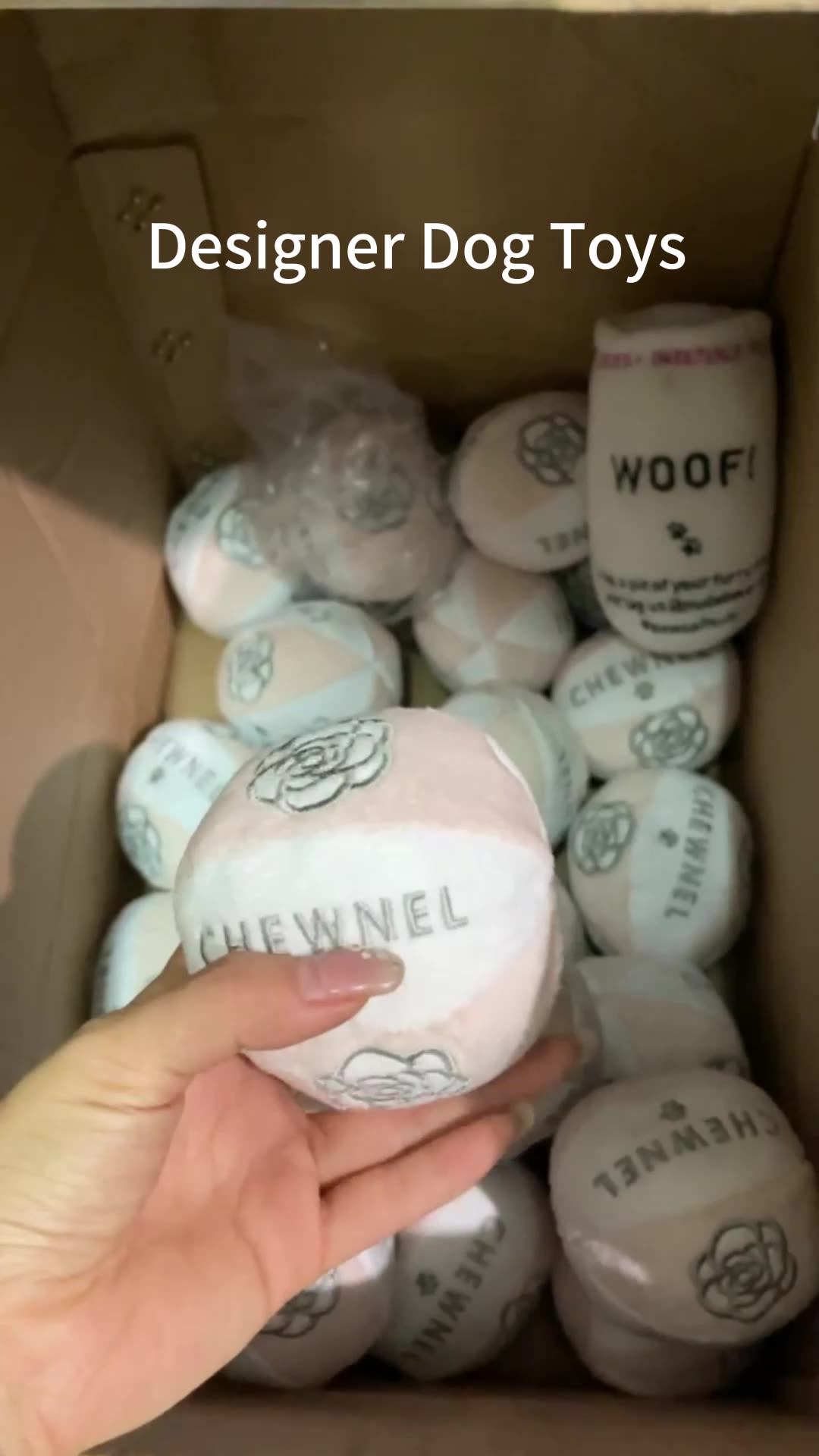 Designer Luxury Brand Dog Toys Cute Pet Dog Chewing Squeaky Toy Plush