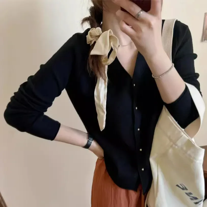 Irina V-neck short knitted cardigan women's Korean-style gentle color autumn thin sweater coat sweet top women