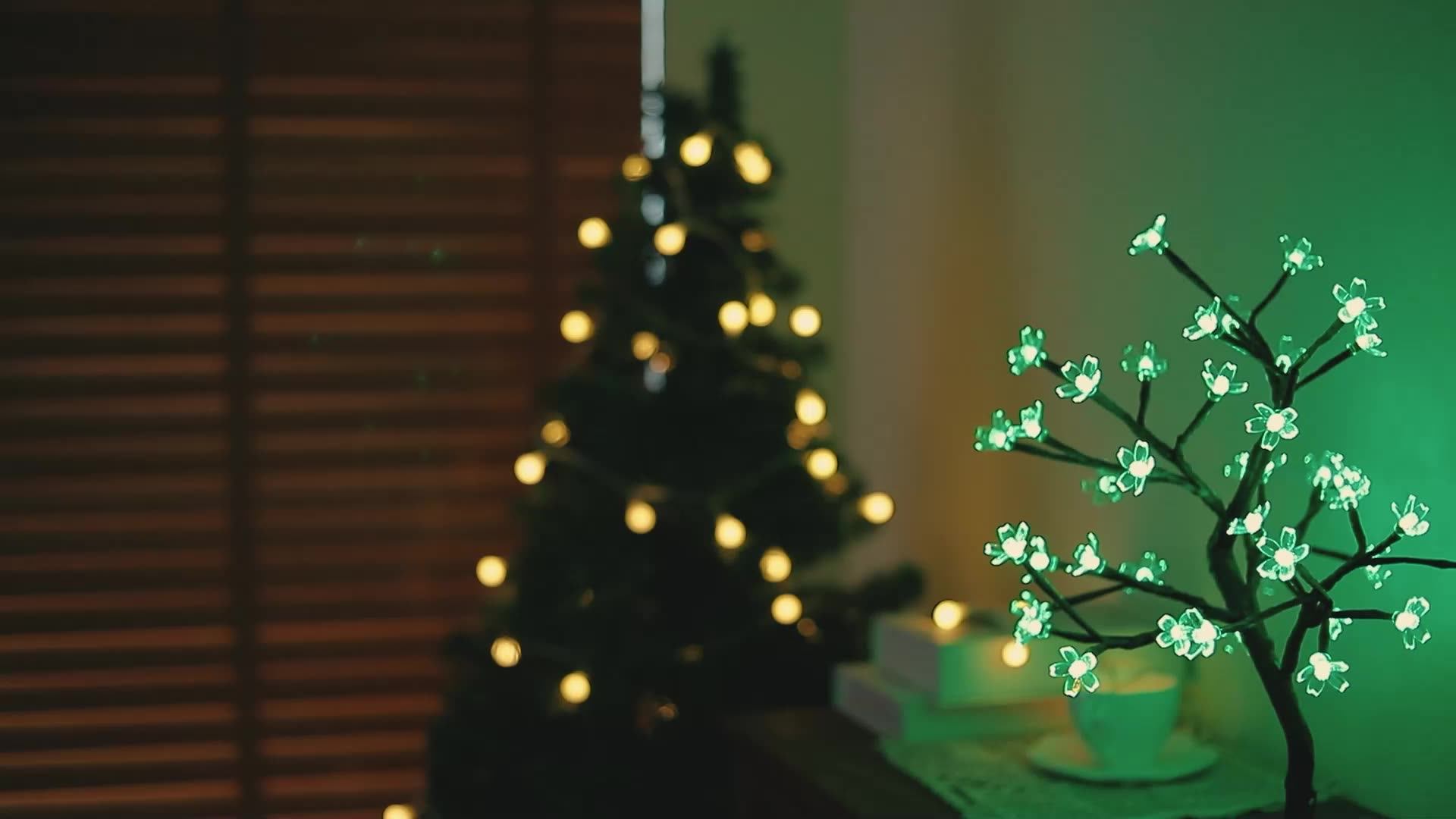 クリスマスツリーランプ 01024228c.jpg